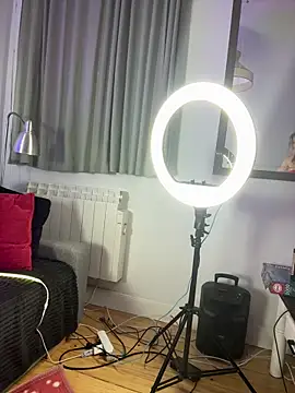 crazyrabbits online show from 17, 2, 2025