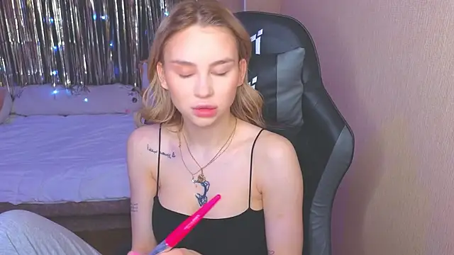 doll barbieee online show from 9, 1, 2025