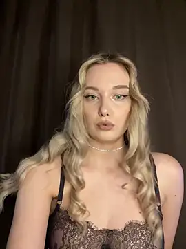 Snapshot of Alisa_Rise chatting on 25, 1, 2025 Alisa Rise online show from 25, 1, 2025