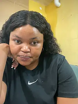 Curveysinaa online show from 6, 3, 2025