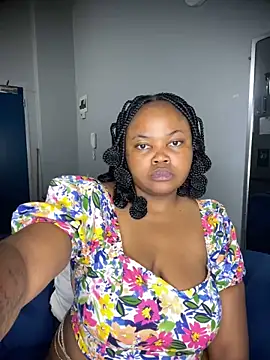 Curveysinaa online show from 2, 12, 2025