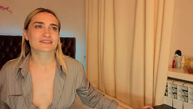 Snapshot of KateOwyns chatting on 29, 5, 2026 KateOwyns online show from 29, 5, 2026