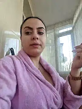 ElyzaIbarra online show from 7, 3, 2025