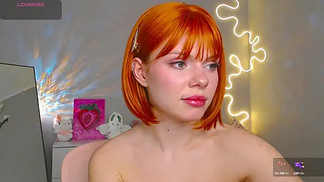 Red  Candy online show from 27, 2, 2025