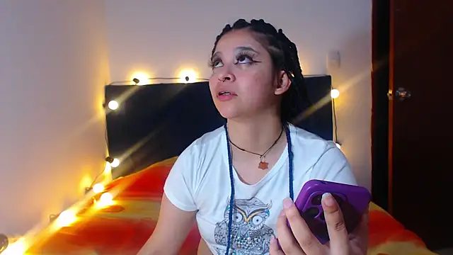 Snapshot of Bitsy_Messy chatting on 7, 7, 2026 Bitsy Messy online show from 7, 7, 2026