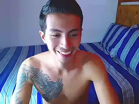 Snapshot of Velk_hot chatting on 17, 4, 2026 Velk hot online show from 17, 4, 2026