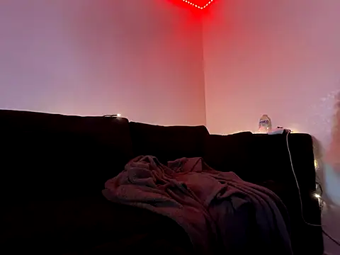 Snapshot of GoddessNih chatting on 15, 12, 2025 GoddessNih online show from 15, 12, 2025