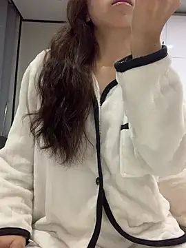 Aimeil online show from 9, 3, 2025