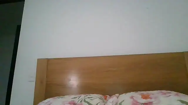 Liloo8923 online show from 3, 12, 2024