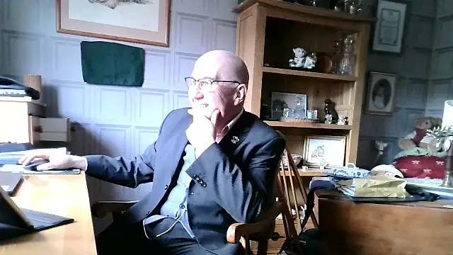 Adamdaddybear online show from 24, 1, 2025