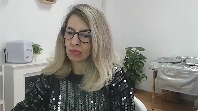 Snapshot of SukyGirl chatting on 3, 3, 2025 SukyGirl online show from 3, 3, 2025