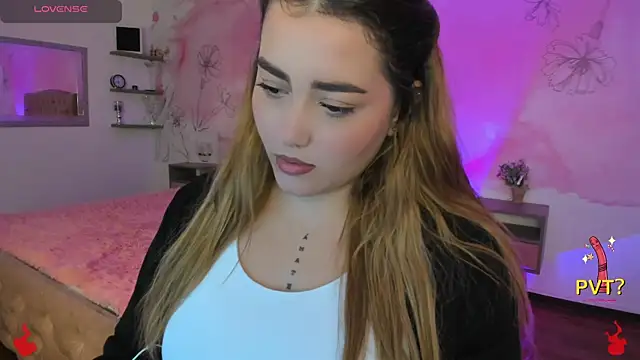 Snapshot of Lucia_star__ chatting on 13, 2, 2025 Lucia star online show from 13, 2, 2025