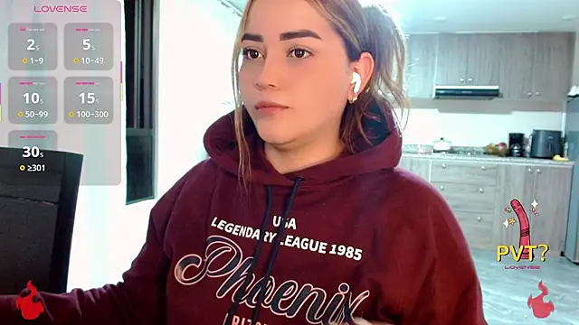 Lucia star   online show from 18, 11, 2025