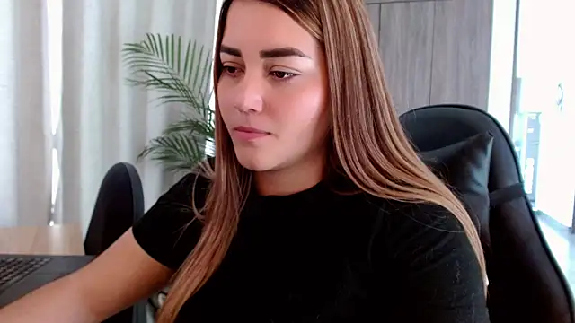 Lucia star   online show from 17, 1, 2026