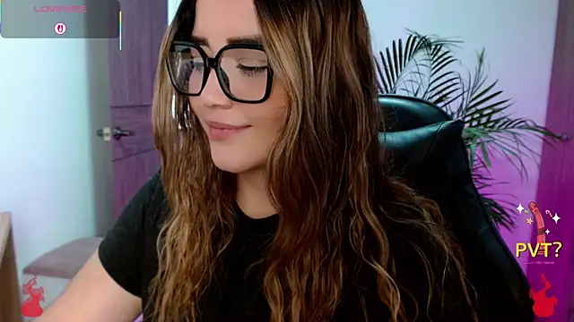 Snapshot of Lucia_star__ chatting on 11, 5, 2026 Lucia star online show from 11, 5, 2026