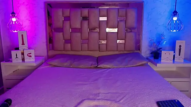 GigiVolkova online show from 4, 1, 2025