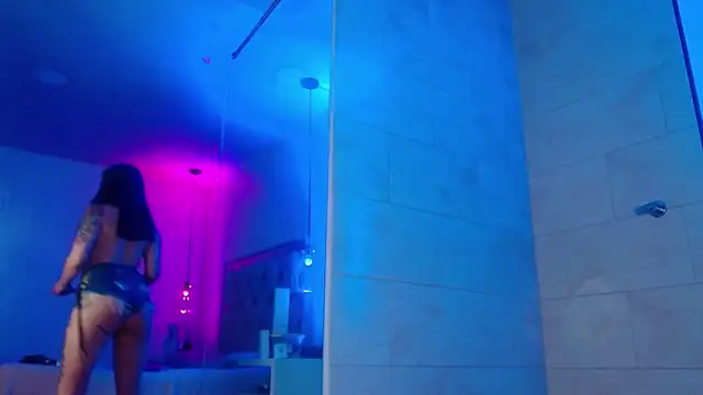 GigiVolkova online show from 7, 1, 2025