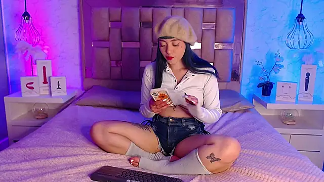 GigiVolkova online show from 6, 2, 2025