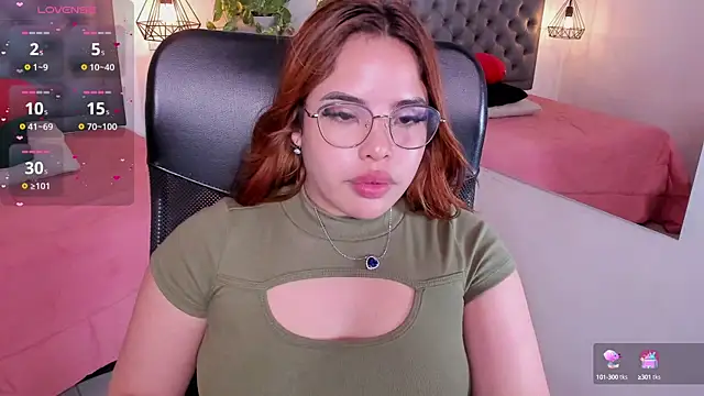 Snapshot of martina_monrohe chatting on 11, 2, 2025 martina monrohe online show from 11, 2, 2025