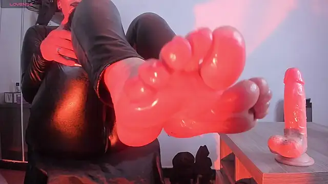 Molenna queenn online show from 12, 12, 2024