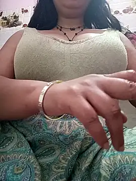 cute-mahek online show from 2, 4, 2026