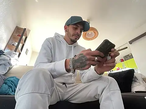 Rebeu313 online show from 27, 12, 2024