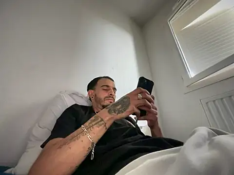 Rebeu313 online show from 3, 10, 2025