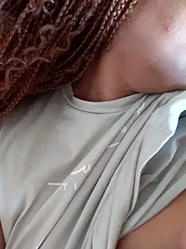 curvybigassqueen online show from 25, 2, 2026