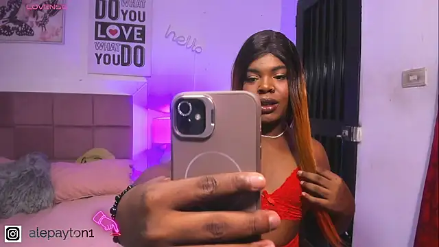 Snapshot of Alexa_paytom1 chatting on 21, 10, 2025 Alexa paytom1 online show from 21, 10, 2025