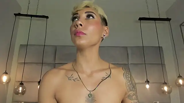 MiaMorgan  online show from 18, 1, 2025