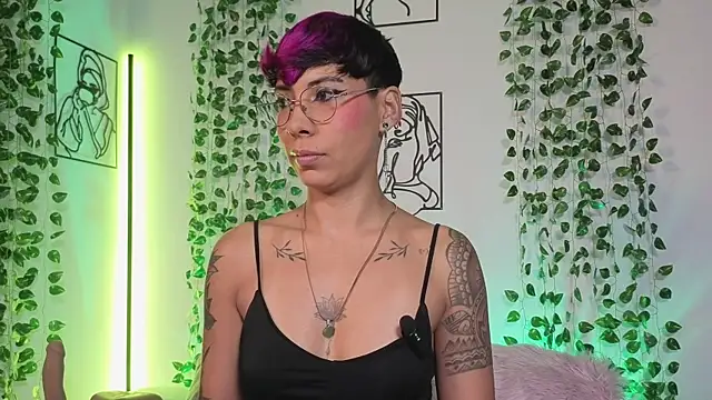MiaMorgan  online show from 21, 5, 2026