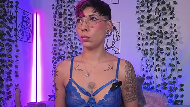 MiaMorgan  online show from 27, 5, 2026