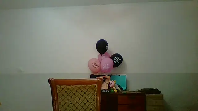Snapshot of MiaStika chatting on 16, 9, 2025 MiaStika online show from 16, 9, 2025