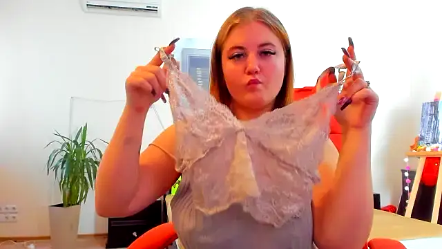 Doliss online show from 25, 1, 2025