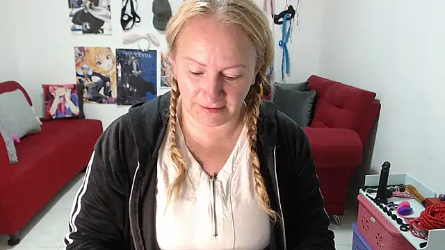 emperabigbootybigass online show from 21, 10, 2025