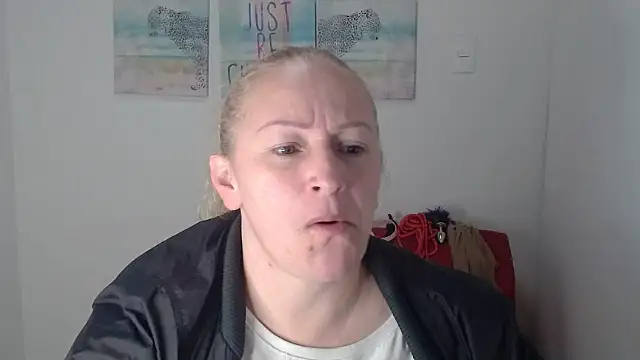 Snapshot of emperabigbootybigass chatting on 17, 4, 2026 emperabigbootybigass online show from 17, 4, 2026