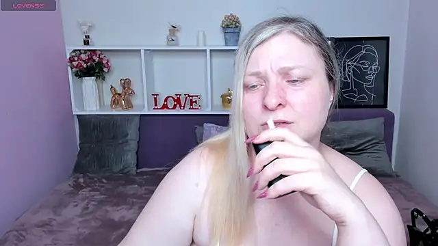 AnnaXCherri online show from 10, 11, 2025