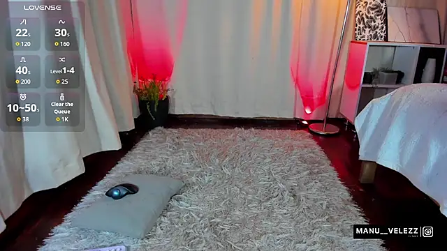 Manu Velez online show from 28, 10, 2025