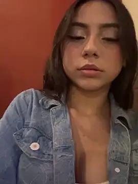 Emily Clark1 online show from 5, 3, 2026