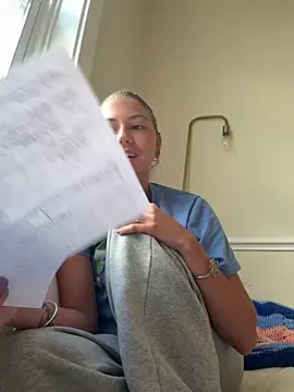 Snapshot of emilycoco chatting on 19, 7, 2026 emilycoco online show from 19, 7, 2026