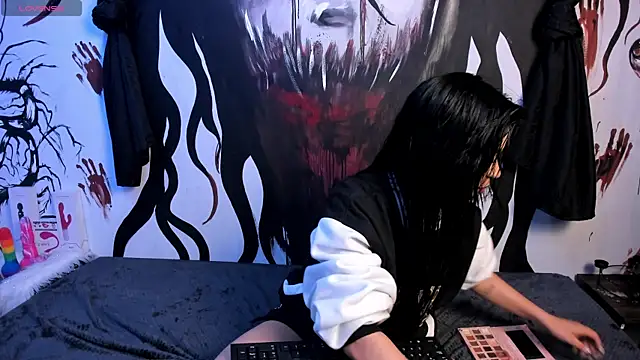 Snapshot of Kylie-fox chatting on 8, 1, 2025 Kylie-fox online show from 8, 1, 2025