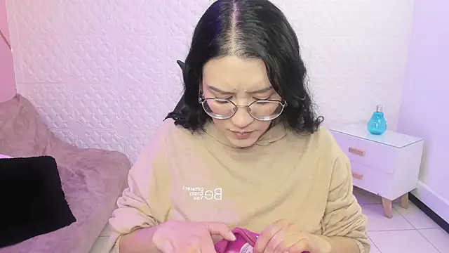 Violetaa diazz online show from 25, 9, 2025