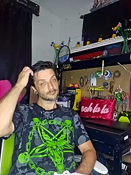 Snapshot of titclitcmndr chatting on 3, 2, 2025 titclitcmndr online show from 3, 2, 2025