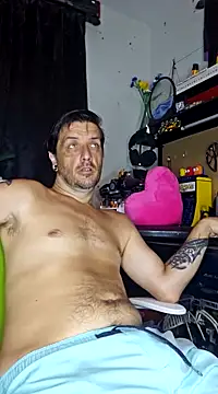 Snapshot of titclitcmndr chatting on 4, 2, 2025 titclitcmndr online show from 4, 2, 2025