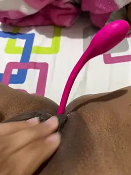 ANYLU19 online show from 25, 1, 2025