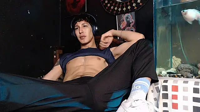Snapshot of Godly_huan chatting on 22, 5, 2026 Godly huan online show from 22, 5, 2026