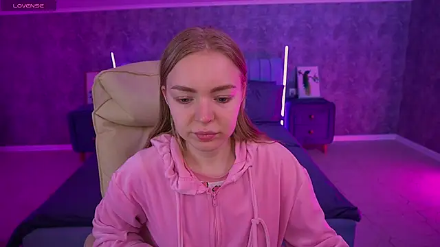 EmilySunshineS online show from 7, 4, 2026