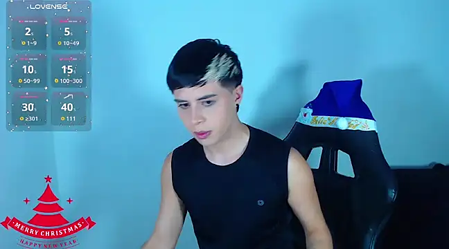 Snapshot of daniel_hot chatting on 9, 12, 2024 daniel hot online show from 9, 12, 2024