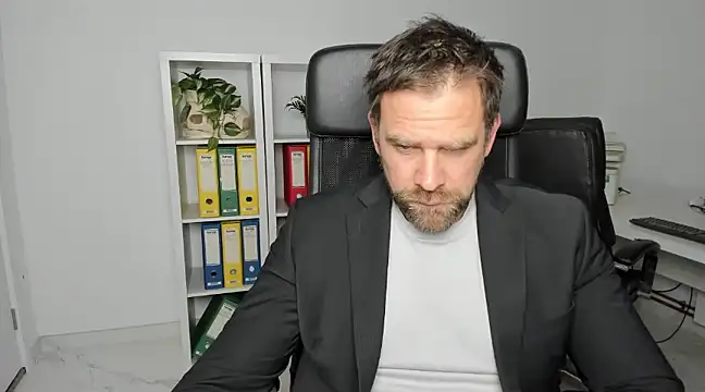 John-E-Dough online show from 18, 12, 2024