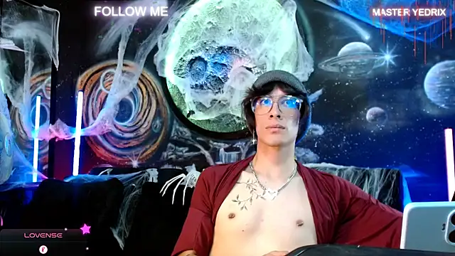 Snapshot of Yedrix chatting on 8, 10, 2025 Yedrix online show from 8, 10, 2025